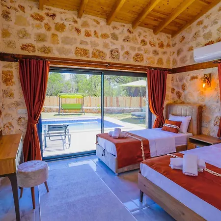 Agavilla1 Kasta Havuzlu Korunakli Muestakil Villa Kaş
