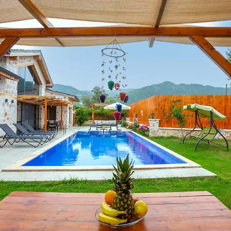 Agavilla1 Kasta Havuzlu Korunakli Muestakil * Kaş