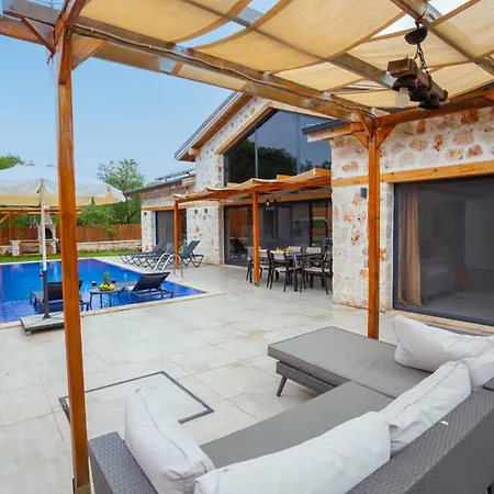Villa Agavilla1 Kasta Havuzlu Korunakli Muestakil Kaş