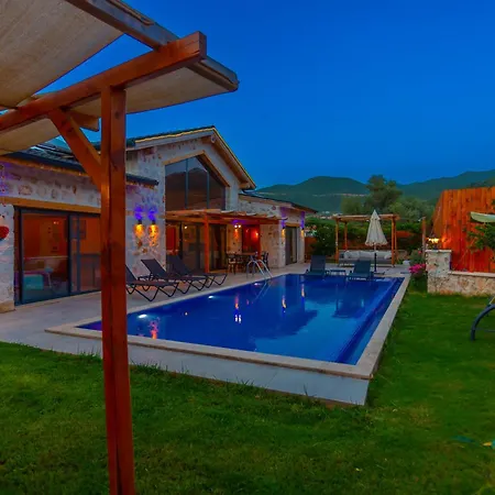 Agavilla1 Kasta Havuzlu Korunakli Muestakil * Kaş