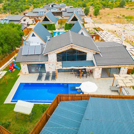 Agavilla1 Kasta Havuzlu Korunakli Muestakil * Kaş